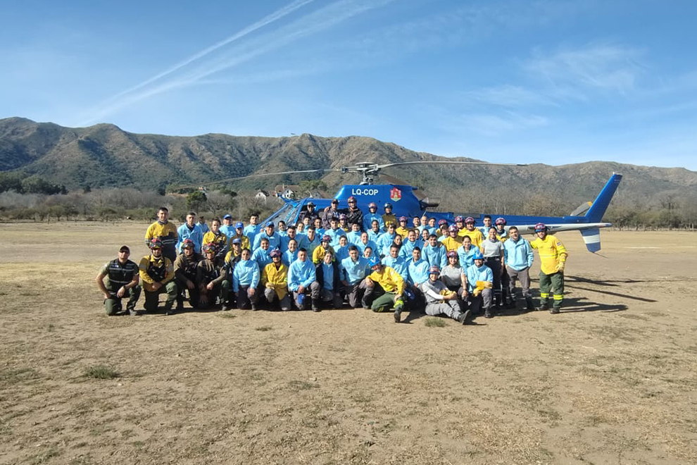 Continúan las formaciones en extinción de incendios y salvamento en aeronaves
