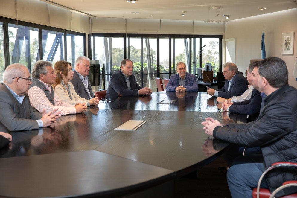 Schiaretti recibió a la Mesa de Enlace para atender las inquietudes del campo