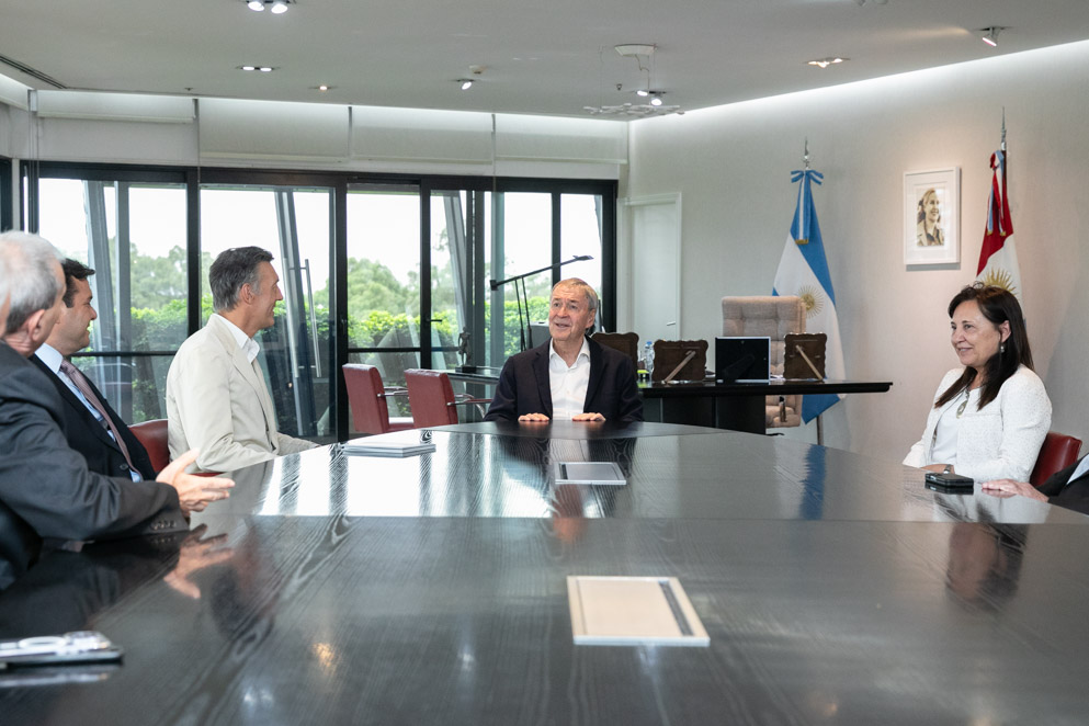 Schiaretti recibió a autoridades de la Cámara de Comercio de EE.UU. en Argentina