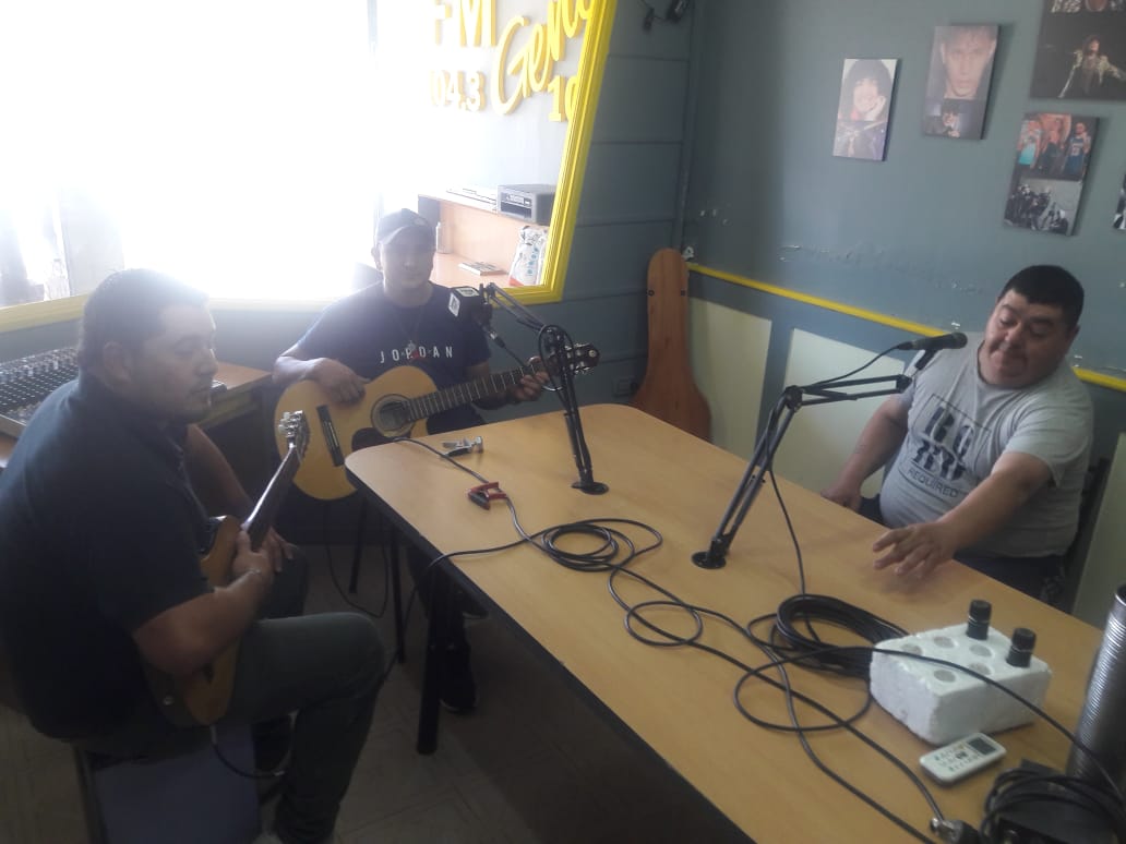 Acústico en vivo con ‘Dúo la Amistad’