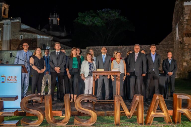 Federico Zárate asumió como intendente de Jesús María