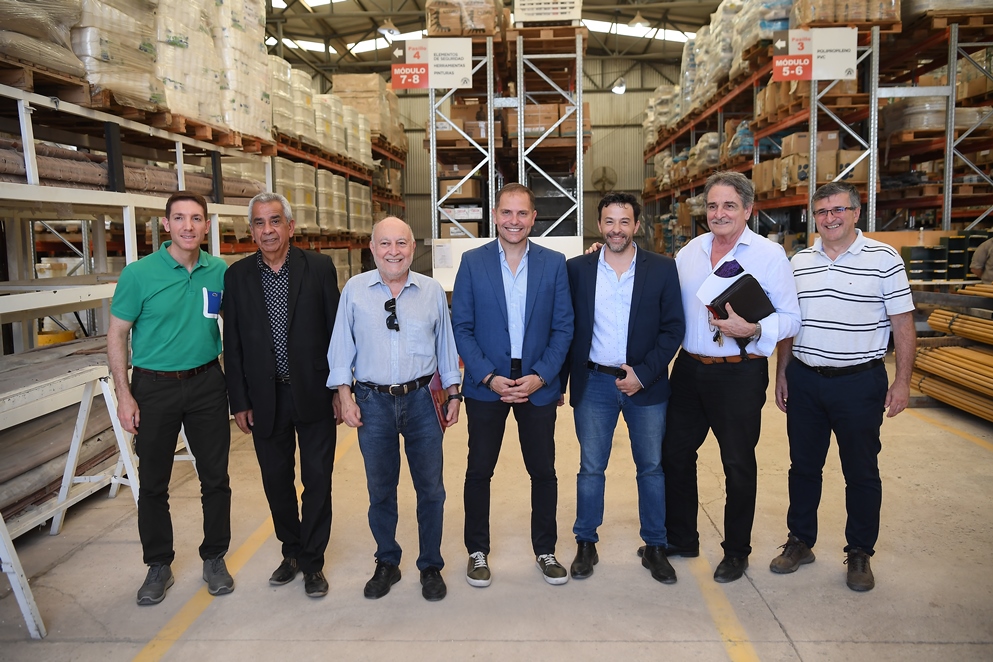 Gill visitó Cooperativa Horizonte, referente en construcción de viviendas