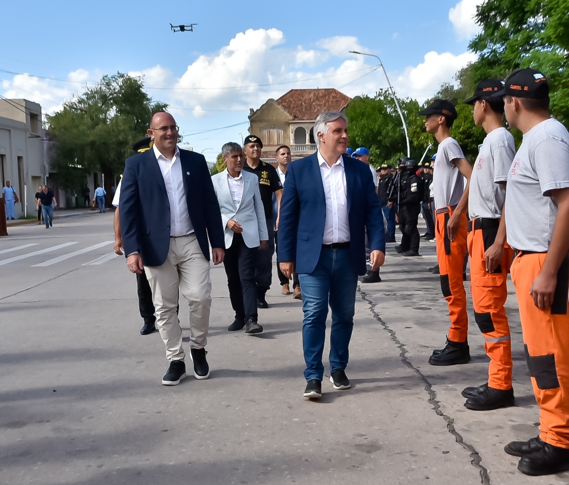 Llaryora presentó en Villa Dolores el operativo de seguridad “Verano junto a Vos”