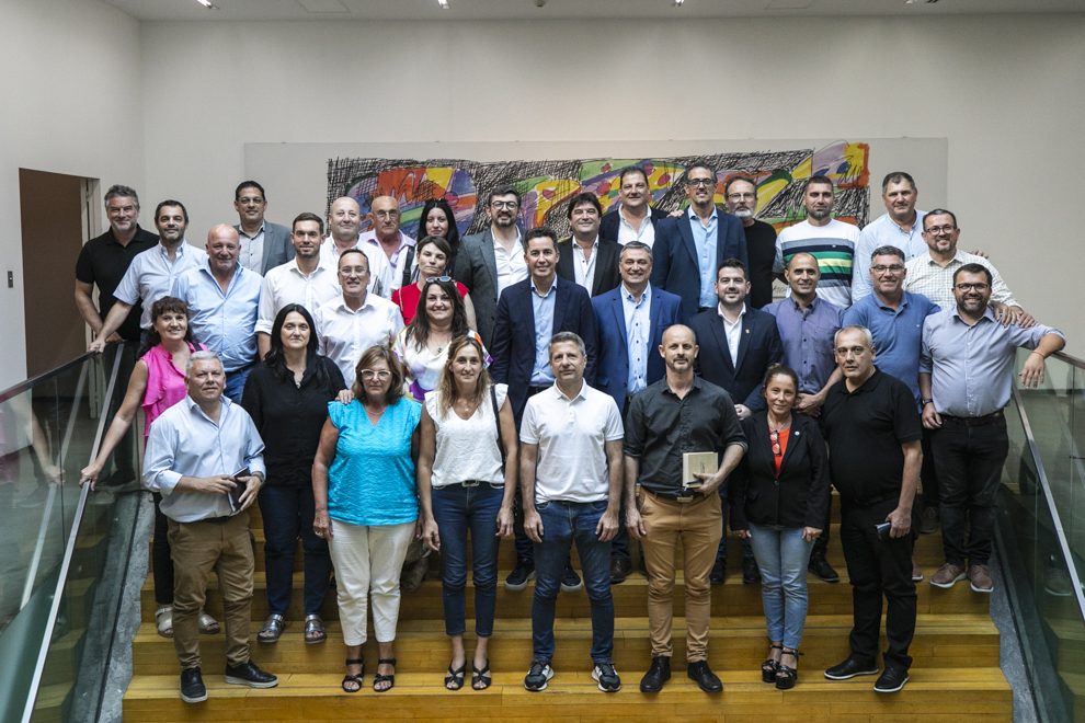 La Provincia ratifica su compromiso de federalismo y trabajo conjunto con cada localidad