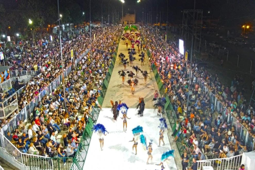 Córdoba se llena de color para disfrutar de los carnavales