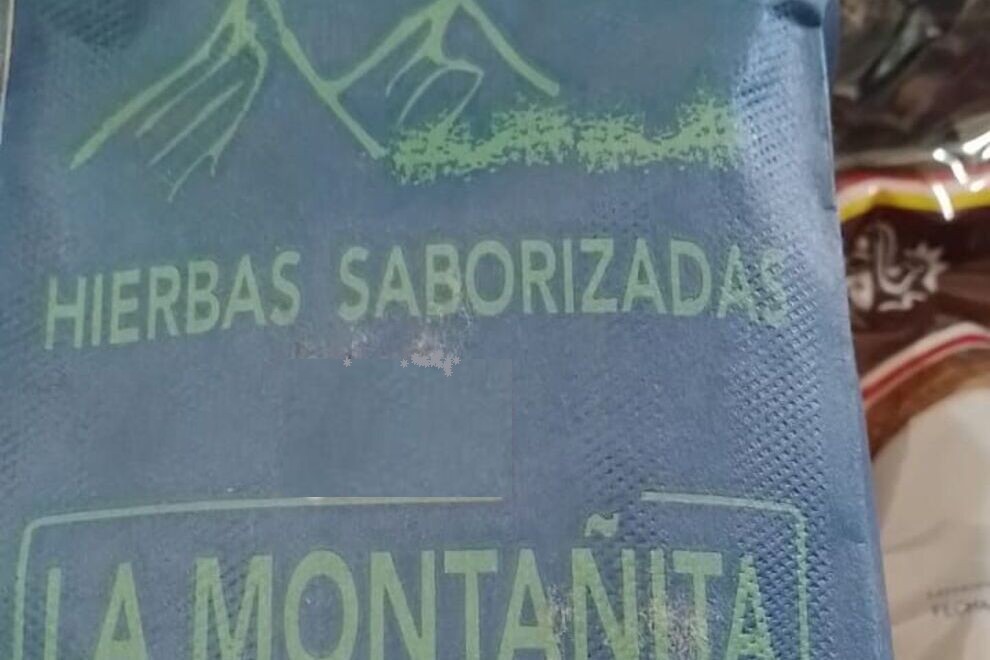 Restringen la venta de hierbas aromáticas de una marca cordobesa