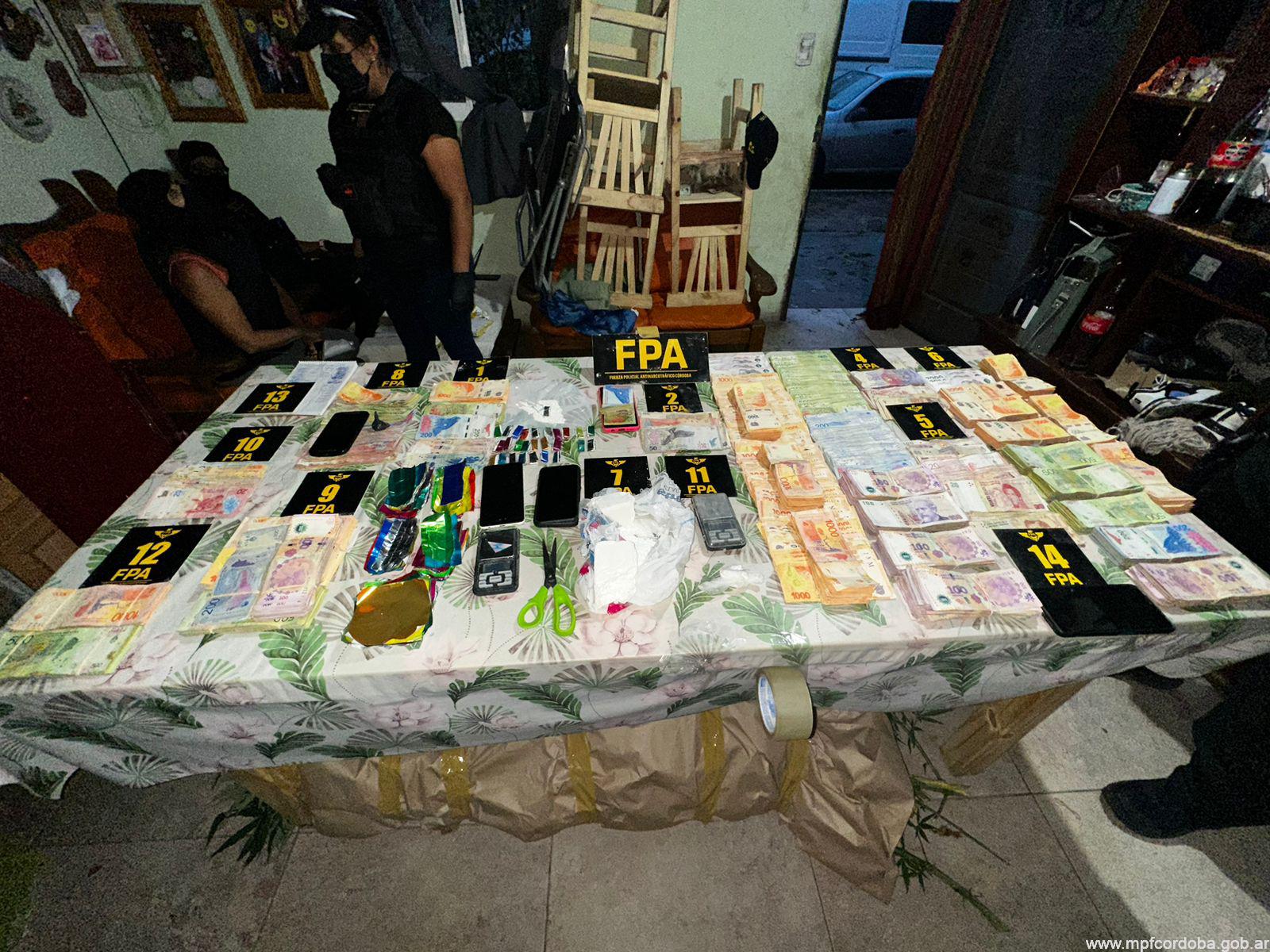 FPA DETUVO A UNA PAREJA POR COMERCIALIZAR COCAÍNA EN RÍO CUARTO