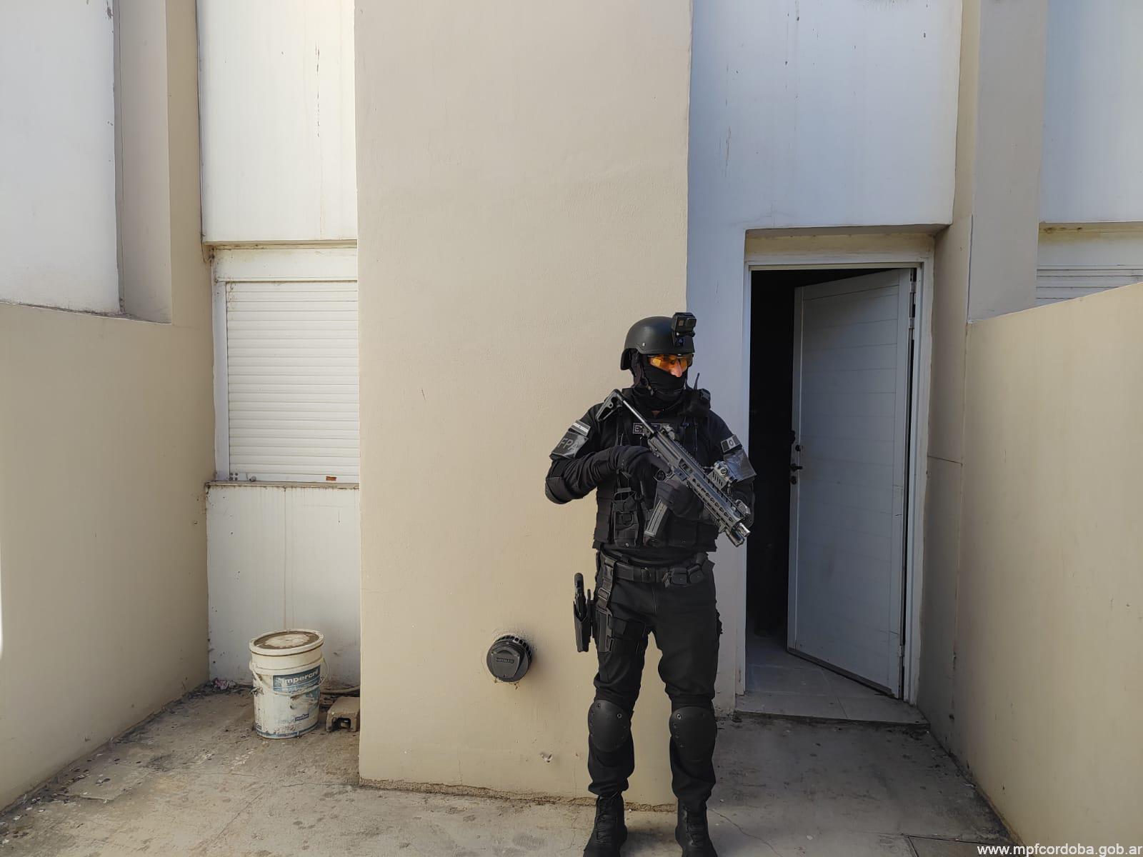 CÓRDOBA: FPA DETUVO A UN SUJETO Y SECUESTRÓ COCAÍNA EN ONCATIVO