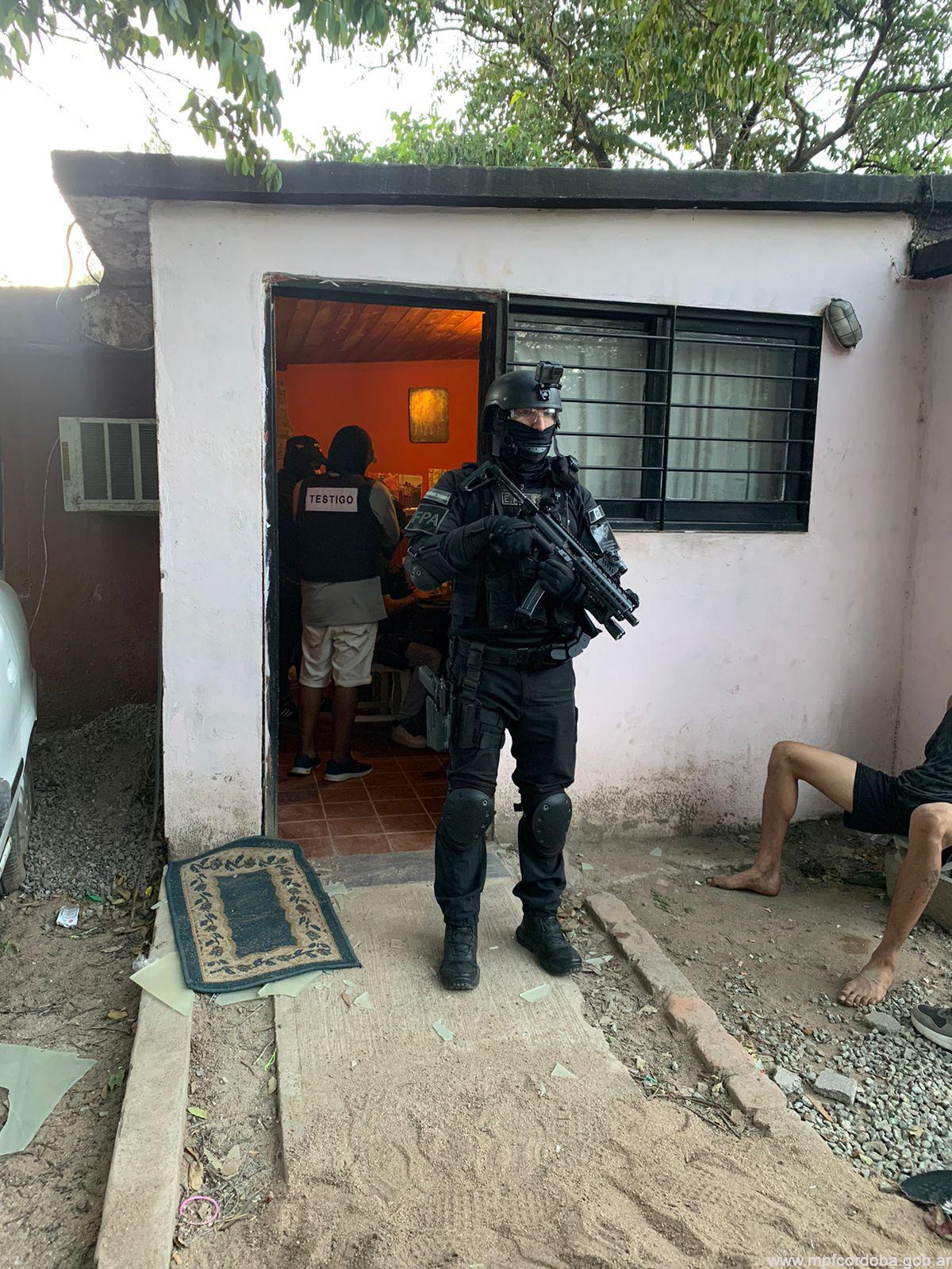 CAE PAREJA POR VENTA DE COCAÍNA Y MARIHUANA EN VILLA ALLENDE