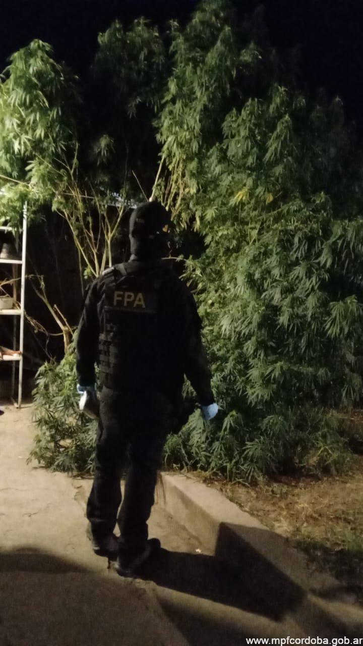 TRAS DENUNCIAS ANÓNIMAS, FPA DESARTICULÓ UN PUNTO DE VENTA DE DROGAS EN SANTA MARÍA DE PUNILLA