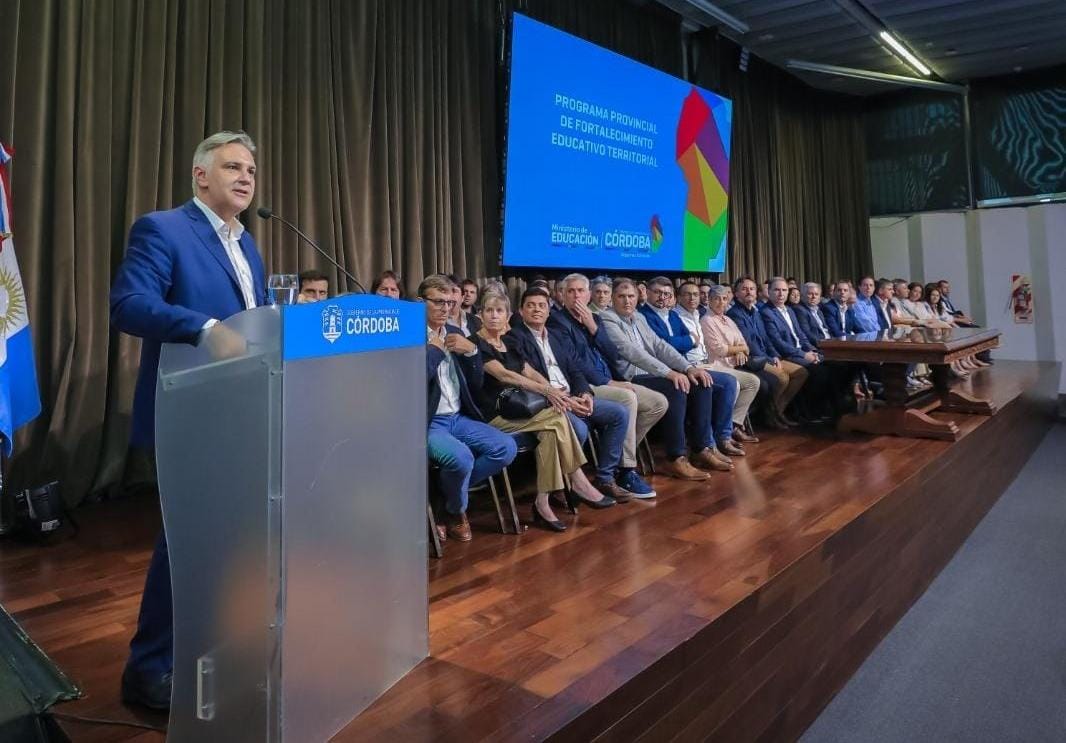 La Provincia suma a los intendentes en la gestión de la educación en sus comunidades