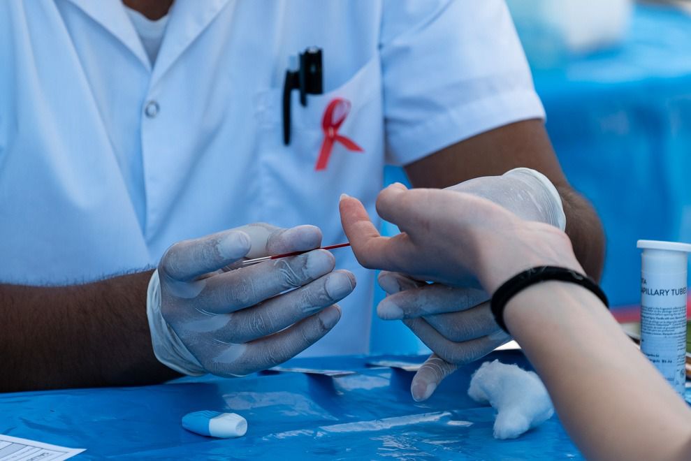 La importancia del test de VIH: Claves para un diagnóstico oportuno
