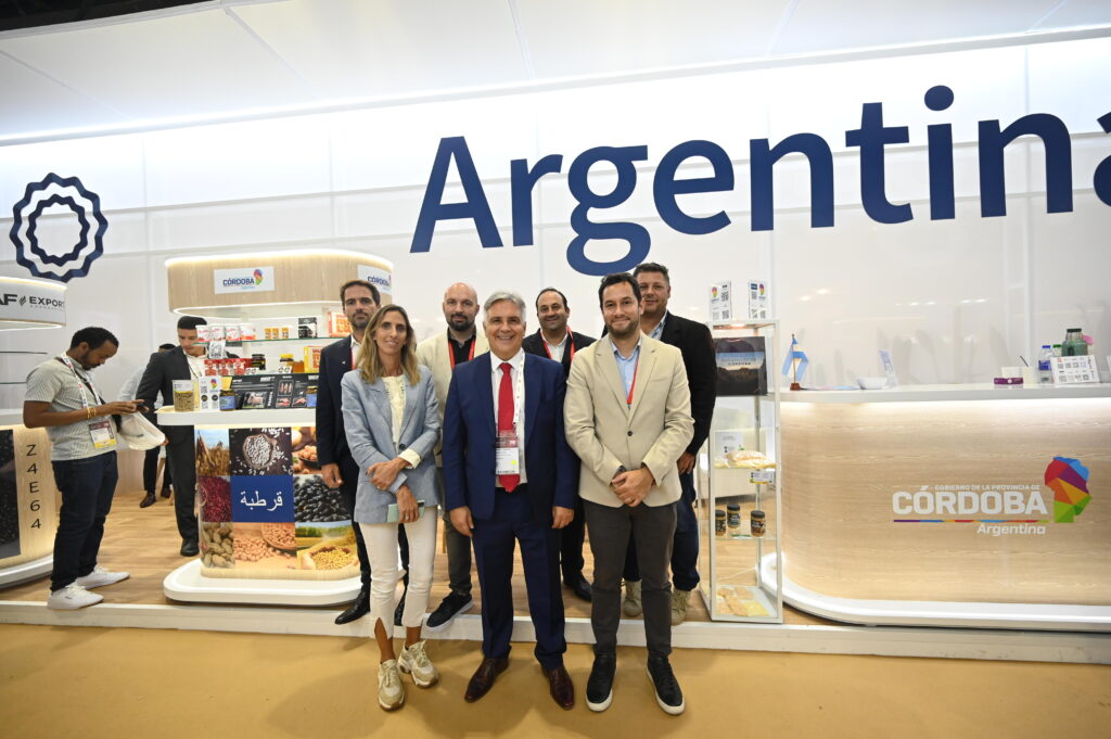 Llaryora en Dubai: “Ayudamos a nuestros empresarios a abrir nuevos mercados en el mundo”