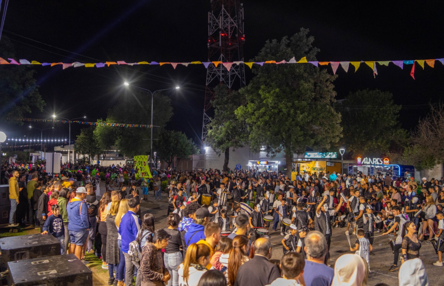 Carnavales 2025: las carrozas vuelven a copar las calles jesusmarienses