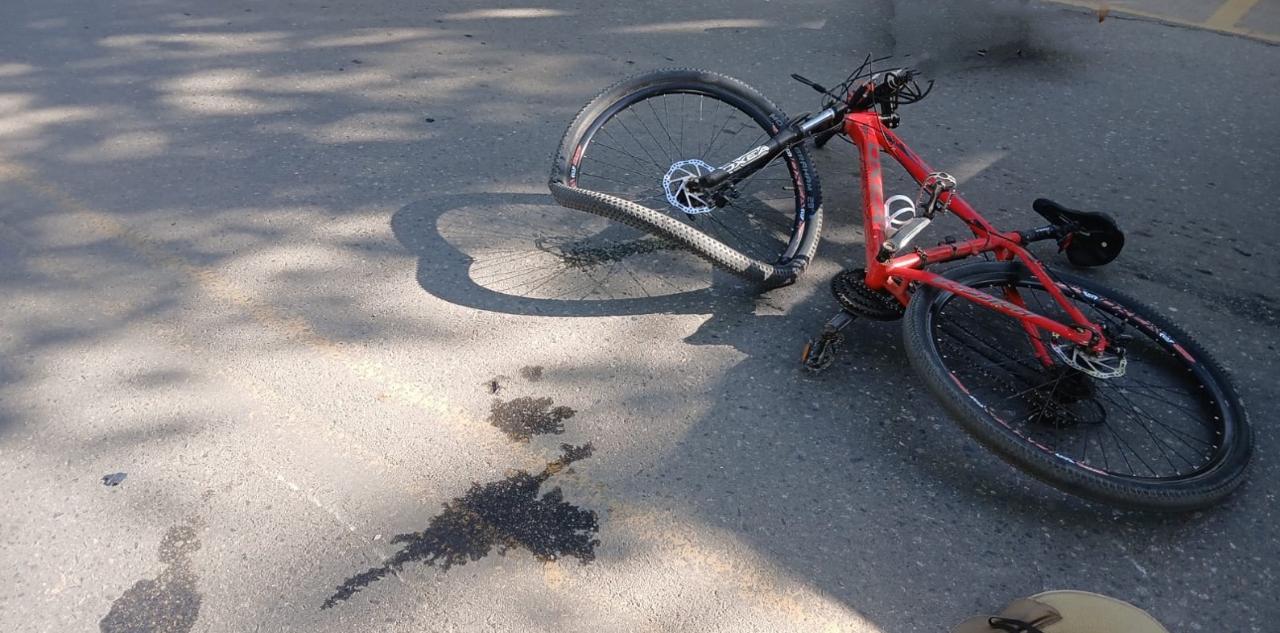 Colonia Caroya: accidente entre una moto y una bicicleta
