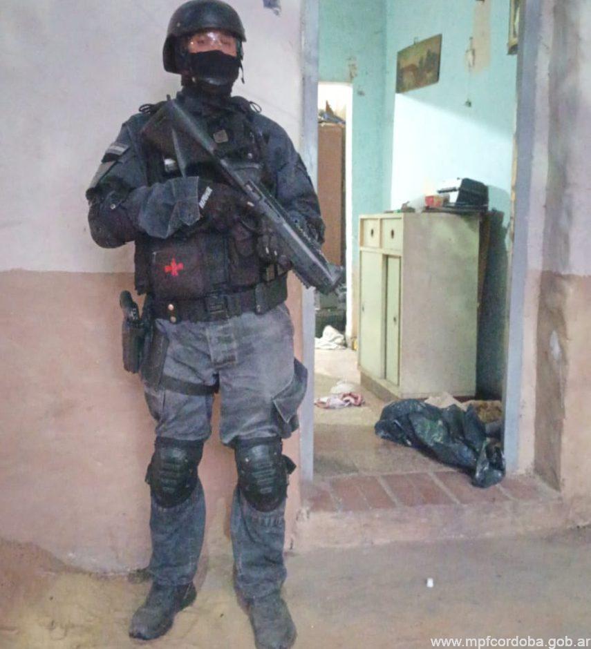 CÓRDOBA: FPA SECUESTRÓ ESTUPEFACIENTES EN BARRIO COMERCIAL