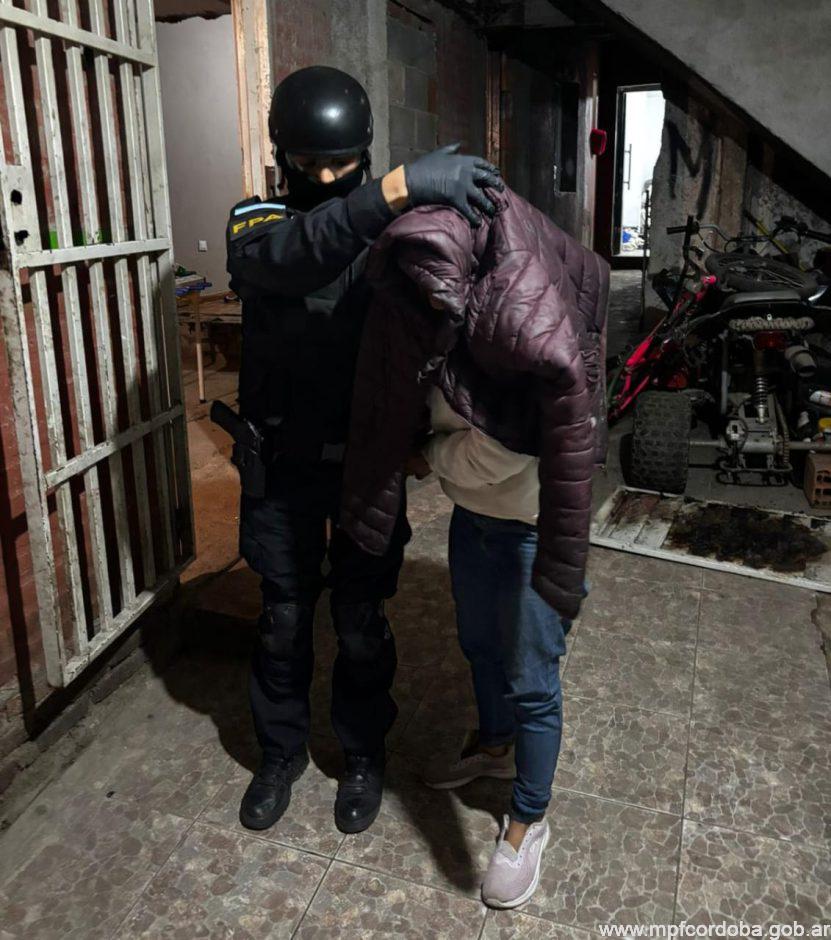 CÓRDOBA: DETUVIERON A TRES MUJERES Y UN MENOR POR VENDER COCAÍNA EN BARRIO VILLA URQUIZA