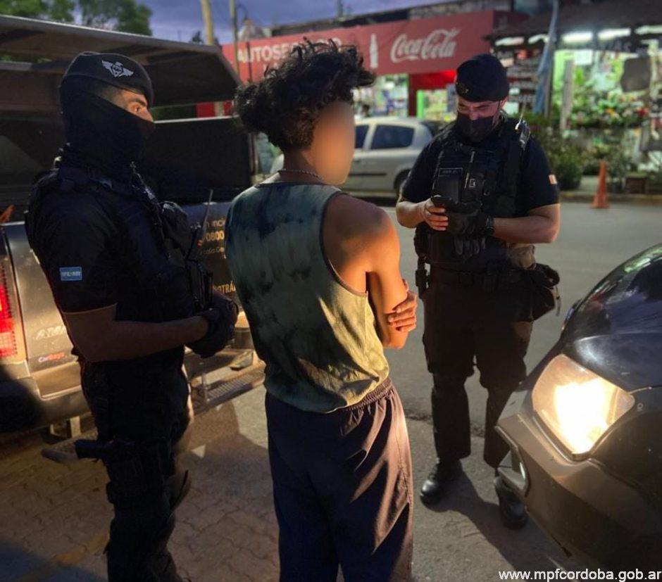 PATRULLAJE INTERFUERZA: FPA DETUVO A UN SUJETO Y SECUESTRÓ DROGAS EN VILLA DE LAS ROSAS