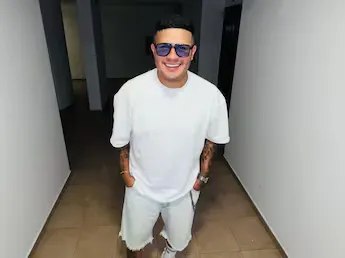 ¿Artistas? .. se creen intocables?