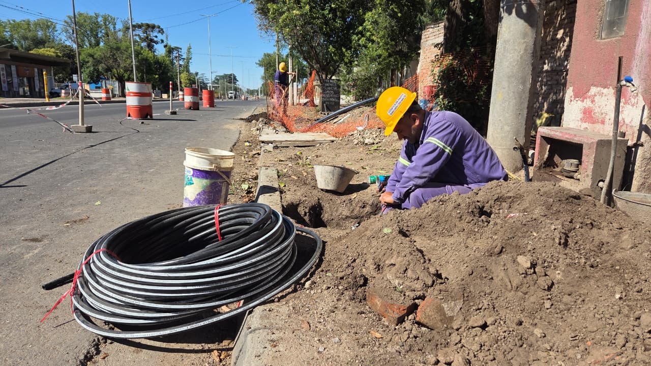 InfoCoope: Completamos mejoras en la red de agua en Estación Caroya