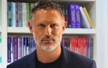 David Kavlin vuelve al quirófano tras sufrir un infarto y sigue la preocupación por su salud
