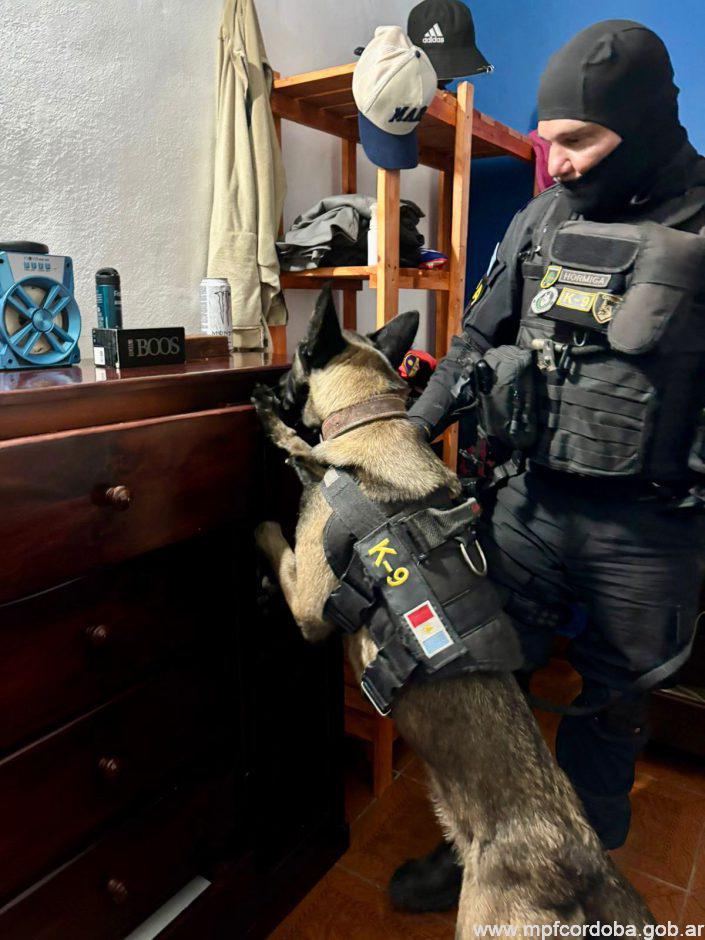 CÓRDOBA: FPA DETUVO A UN SUJETO QUE UTILIZABA “TEROS” PARA ALERTAR LA PRESENCIA POLICIAL