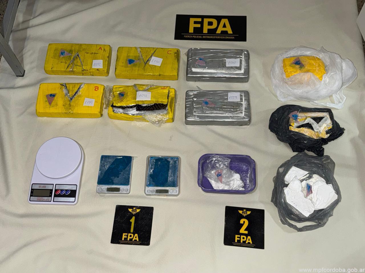 MEGAOPERATIVO EN CÓRDOBA: FPA DETUVO A 10 PERSONAS E INCAUTÓ MÁS DE SIETE KILOS DE COCAÍNA