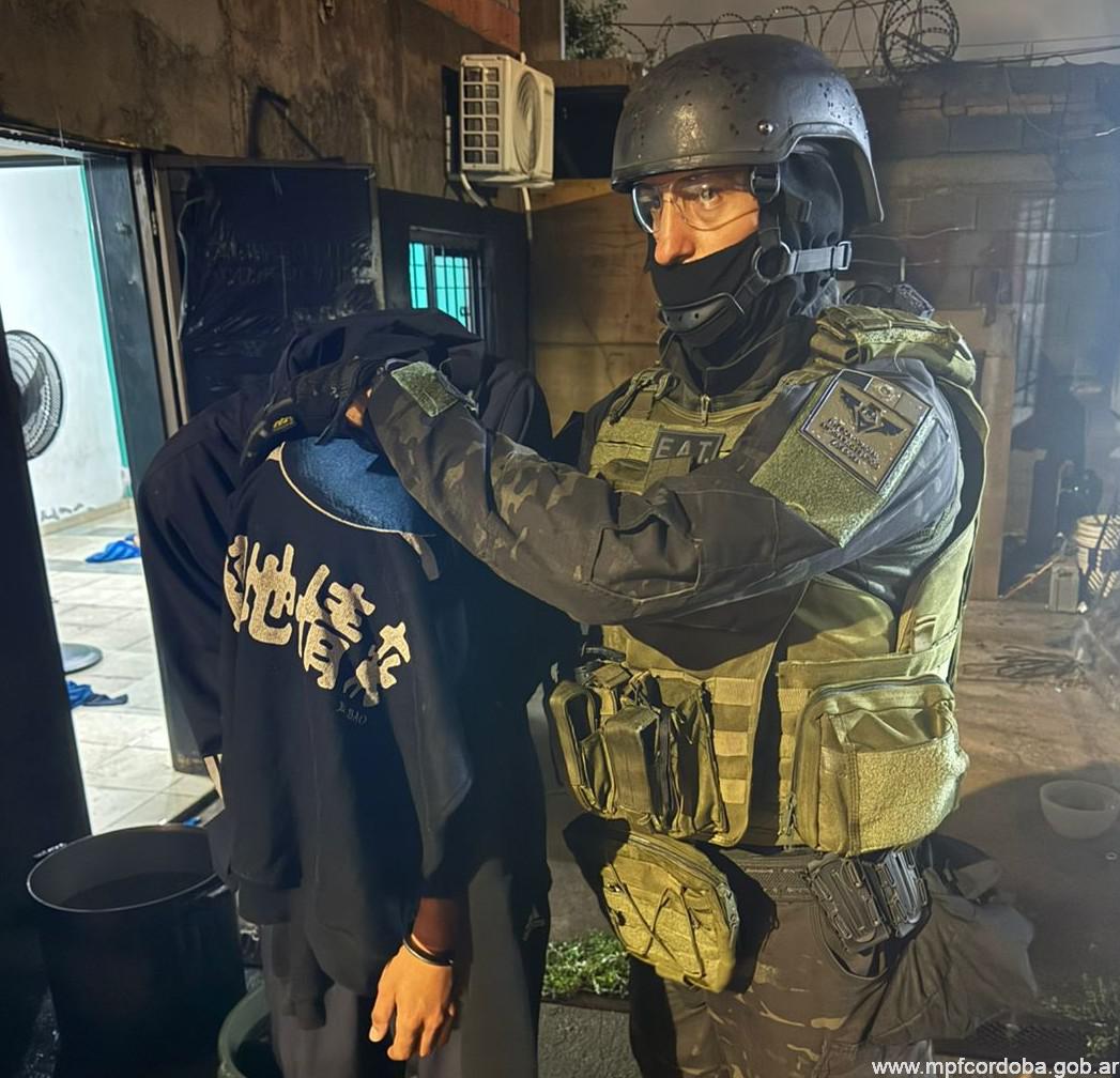 HERMANOS DETENIDOS POR VENTA DE ESTUPEFACIENTES EN RÍO SEGUNDO