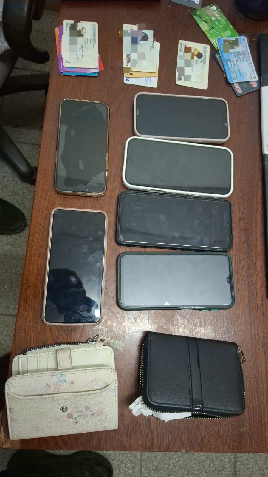 Las detuvieron por robar celulares dentro del Anfiteatro de Jesús María