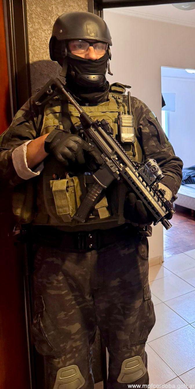 FPA ALLANÓ UN DOMICILIO Y DETUVO A UNA MUJER EN BARRIO ALBERDI