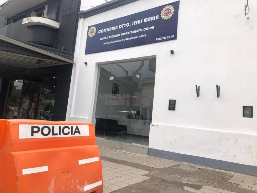 Jesús María: fueron detenidos por robar en los puestos del festival.