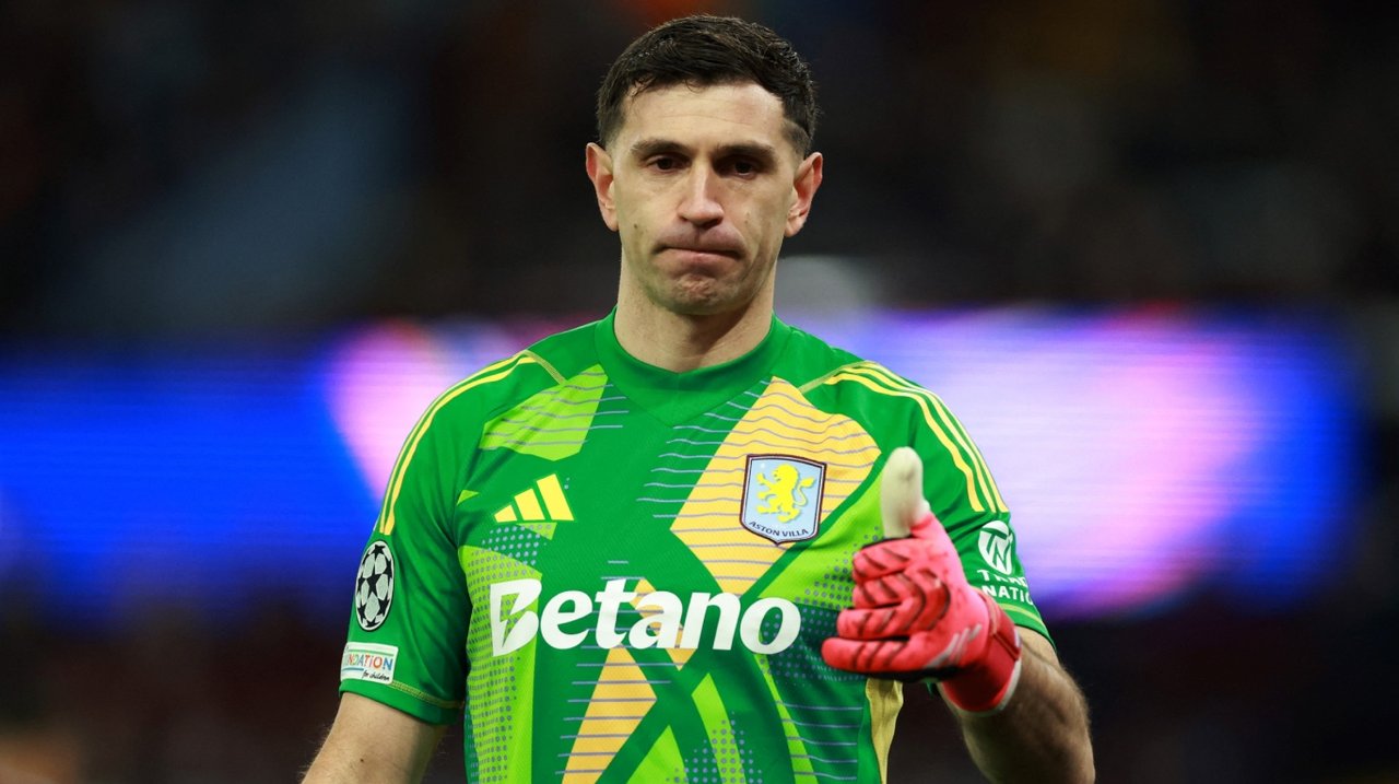 El Aston Villa del “Dibu” Martínez se juega su última ficha en la Premier League