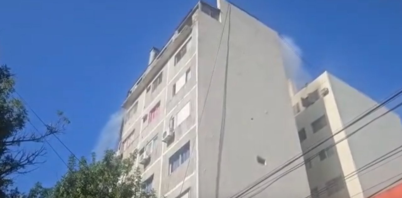 Incendio en Constitución: 70 evacuados y 12 asistidos por el SAME