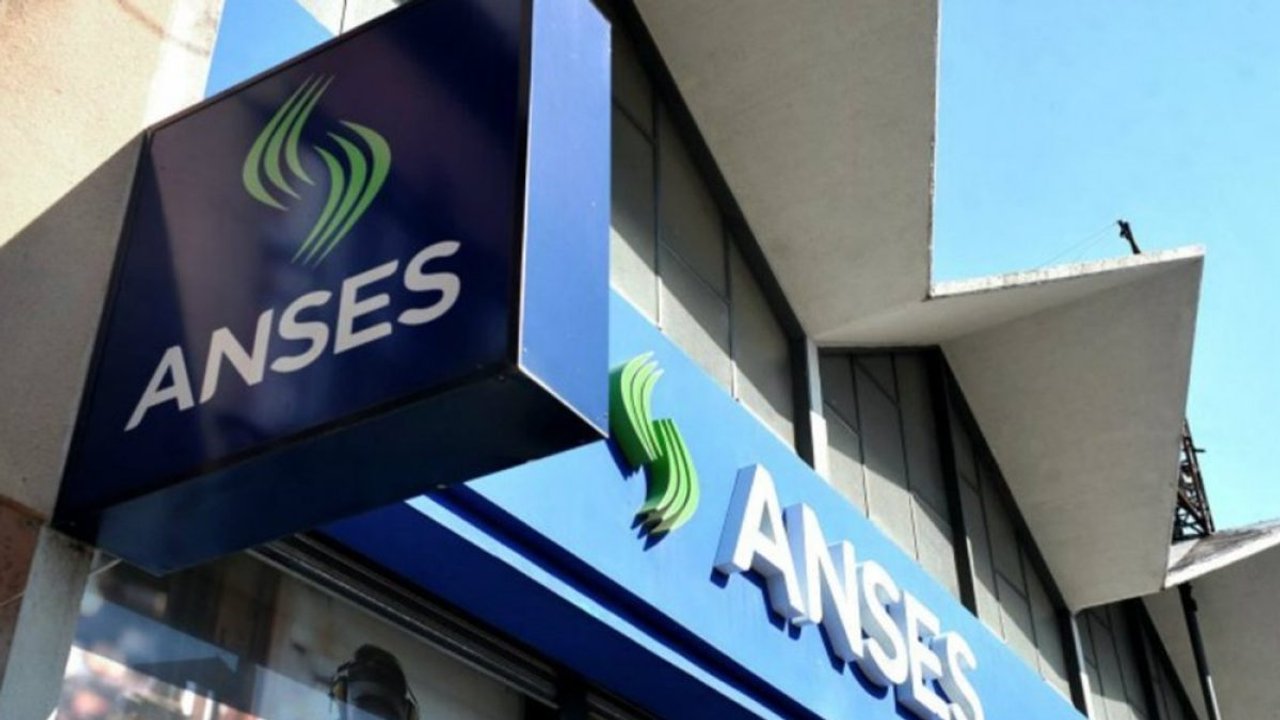 Quiénes pueden cobrar los $600.000 particulares de ANSES en marzo 2026