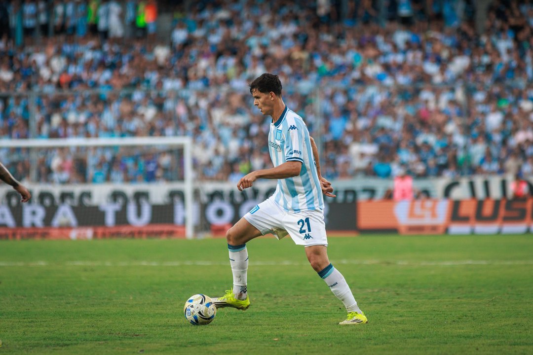 Valentín Carboni se rompió los ligamentos y Racing pierde a otra pieza clave