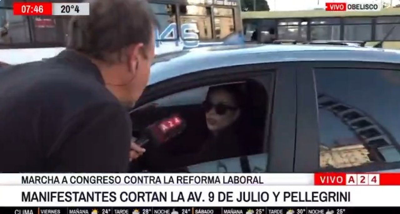 Una mujer mostró toda su indignación con una protesta y el movilero Fabián Rubino le dio el remate perfecto