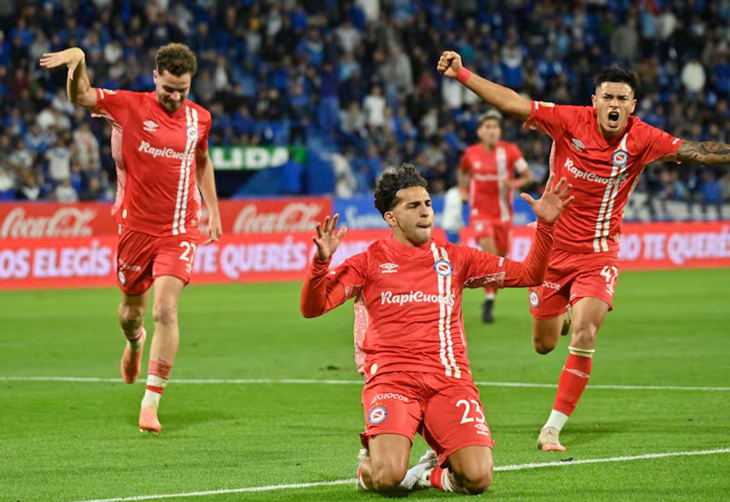 Ni Magis TV ni Pelota Libre: cómo ver Argentinos Juniors vs Barcelona SC EN VIVO por Internet