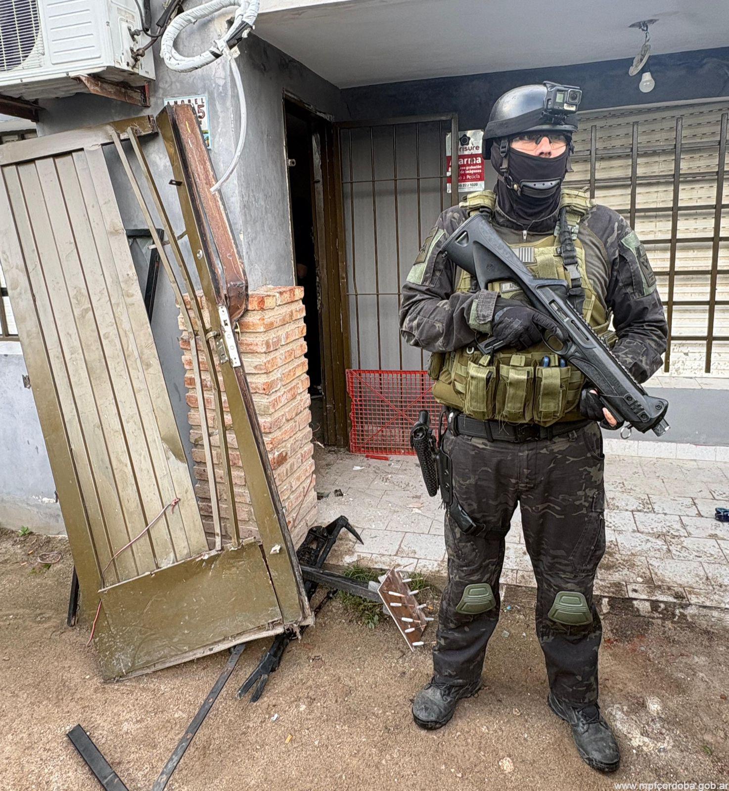CAYÓ UNA ORGANIZACIÓN NARCO LIDERADA POR UN BARRABRAVA. SEIS DETENIDOS