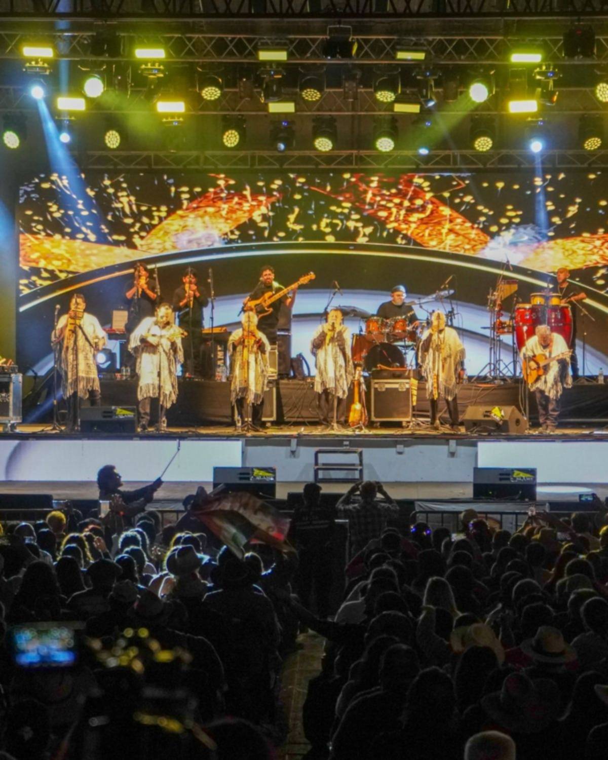 Éxito total del Festival Nacional de la Chicha: gran convocatoria y dos noches inolvidables en La Caldera