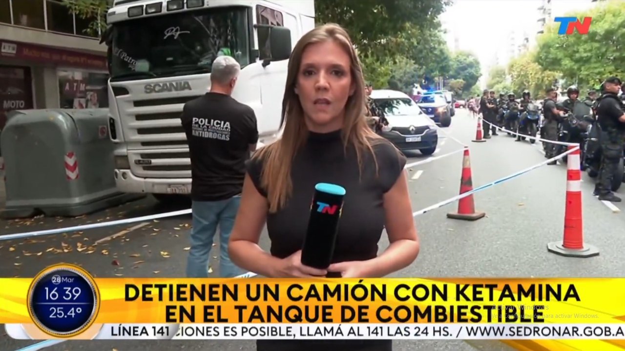 Insólito: detuvieron a un camión con 600 litros de ketamina en Caballito porque estaba estacionado en doble fila y fueron a multarlo