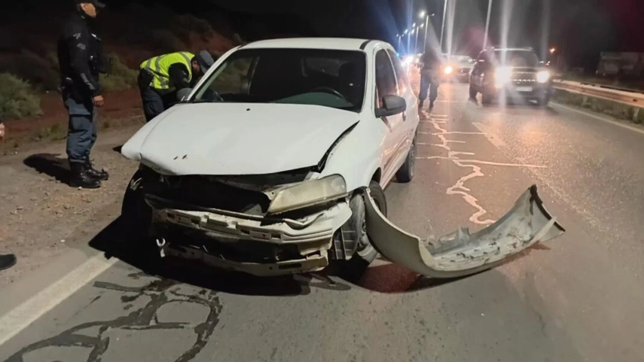 Un jefe policial de Río Negro chocó alcoholizado en la Ruta 7 y fue apartado