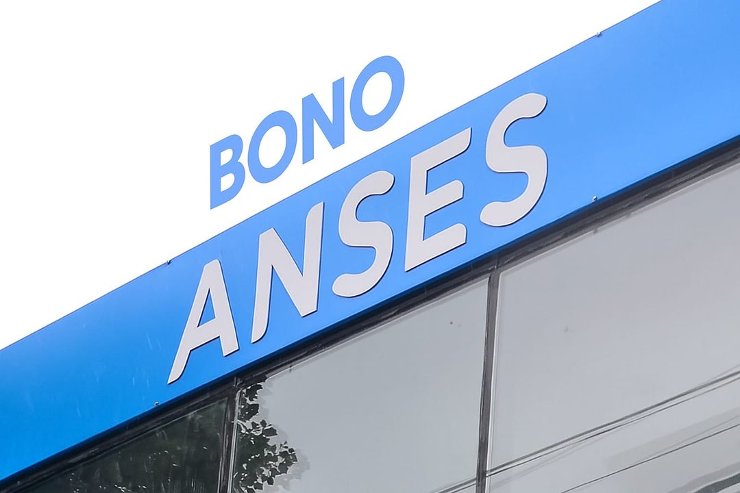 El bono de ANSES llega con malas noticias: qué grupo de jubilados no lo podrá cobrar en abril