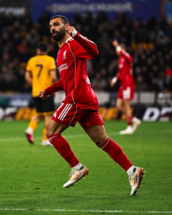 El Liverpool fue sorprendido sobre el final y perdió con el Wolverhampton en la Premier League