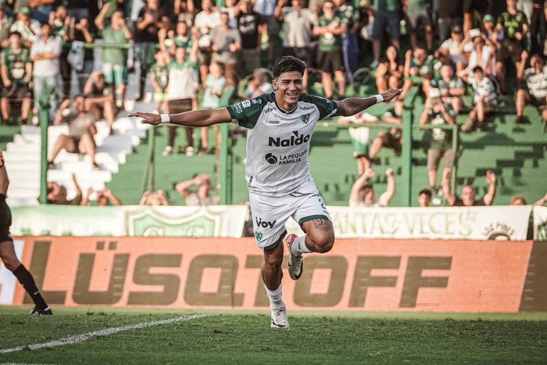 Sarmiento le ganó a Estudiantes de Río Cuarto y se aleja del descenso en el Torneo Apertura 2026
