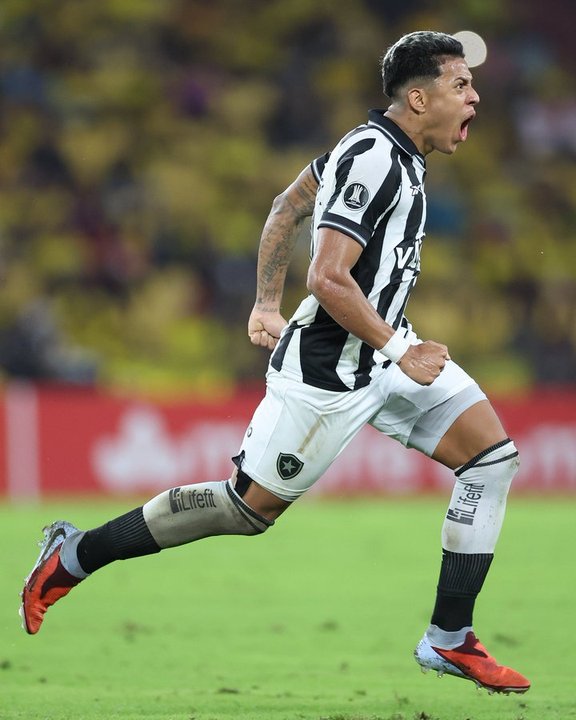 Botafogo y Barcelona (ECU) no se sacaron ventajas en la búsqueda de la clasificación a la Copa Libertadores