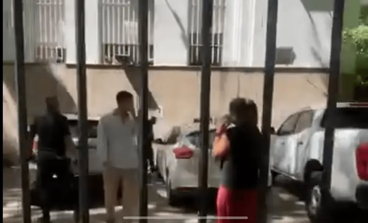 Murió el hombre acusado de abuso sexual infantil que se arrojó al vacío en los tribunales de La Plata