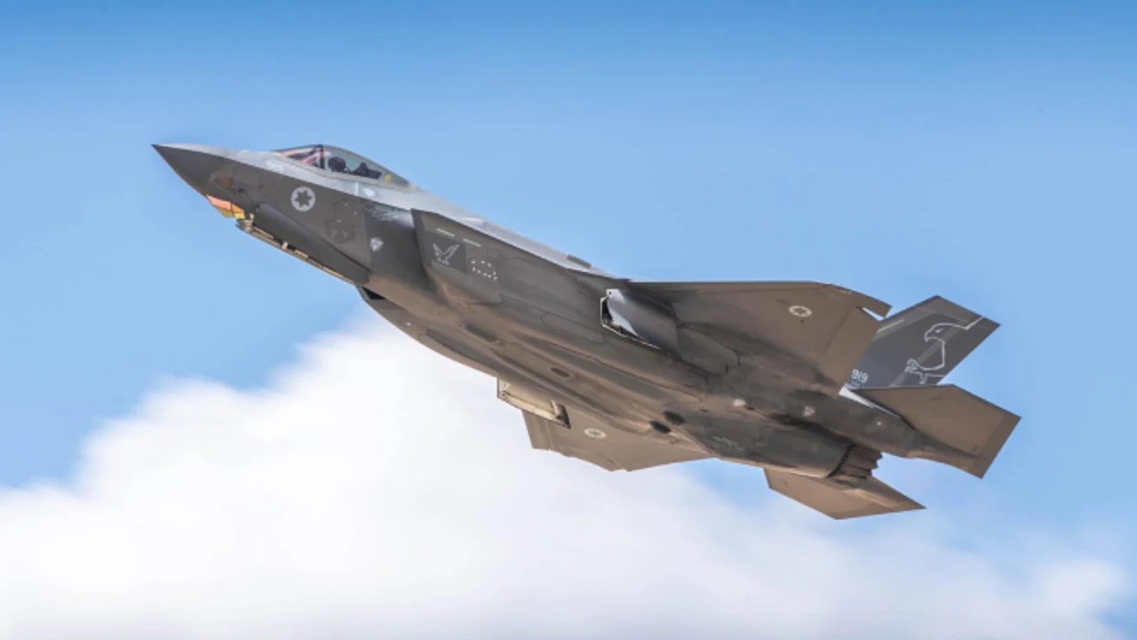 Israel derribó un avión iraní en Teherán con un caza F-35