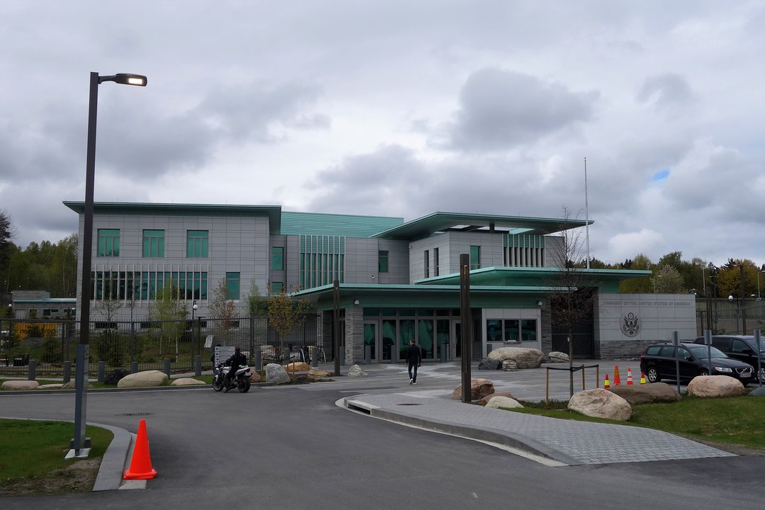Noruega: explotó una bomba frente a la embajada de Estados Unidos en Oslo