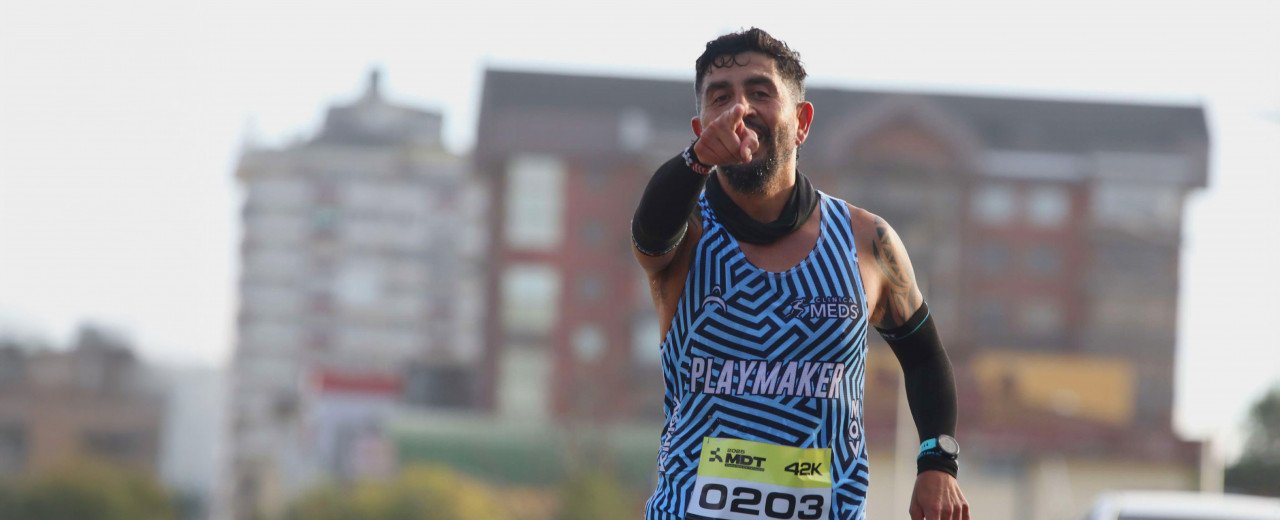 Un maratonista de Chile corrió en Tokio y está a punto de alcanzar un logro mundial: cuál es