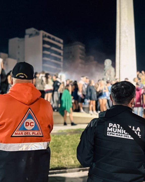 UPD en Mar del Plata: fiestas clandestinas, alcohol, pirotecnia, detenidos y heridos